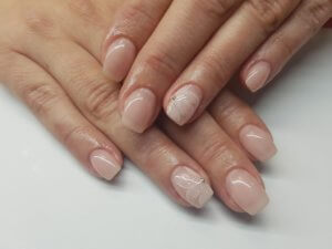 kurs stylizacji paznokci metodą żelową lilo akademia zielona góra (26)