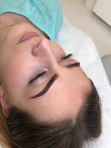 Makijaż permanentny Brwi Ombre