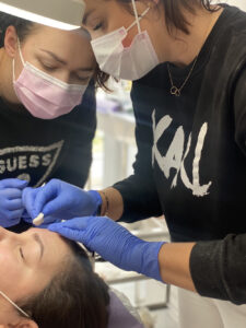 szkolenia dla kosmetyczek brwi