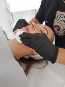 BB Glow salon kosmetyczny zielona góra kurs szkolenie